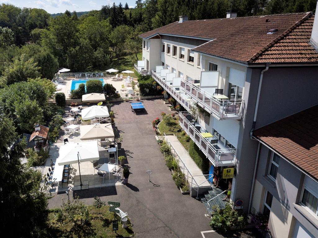 Logis Hotel Maison Carree Restaurant O Carre Dart Mereville (Lorraine) Exterior foto
