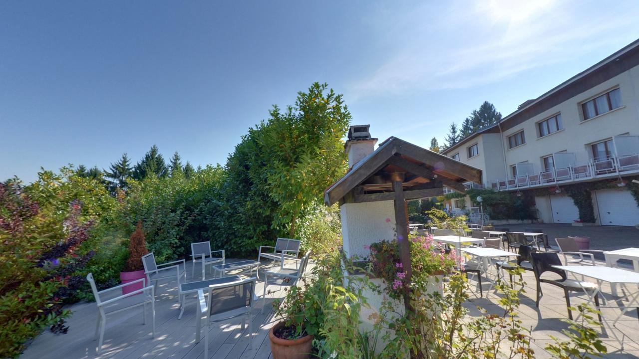 Logis Hotel Maison Carree Restaurant O Carre Dart Mereville (Lorraine) Exterior foto